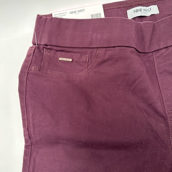 Nine West Heidi Pull On Straight Size 6 - Picture 4 of 6